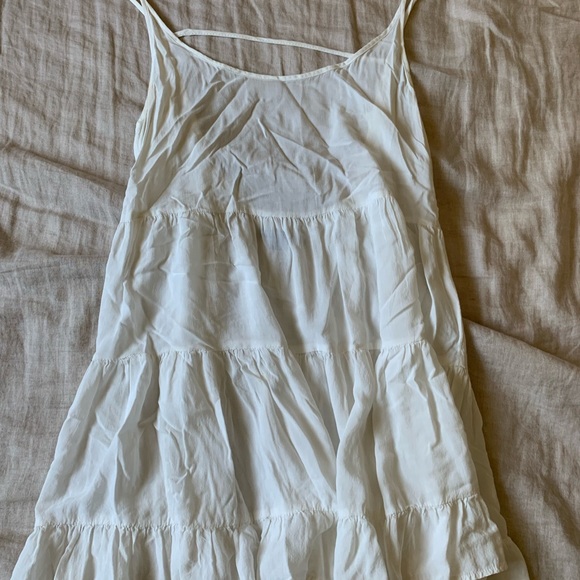 Brandy Melville Jada Dress - Picture 2 of 6